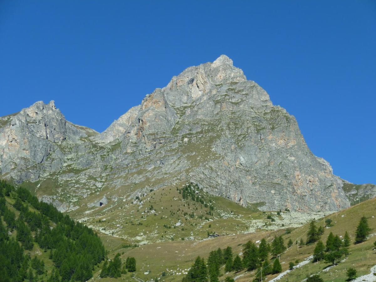 La Buneta Macra Exteriér fotografie